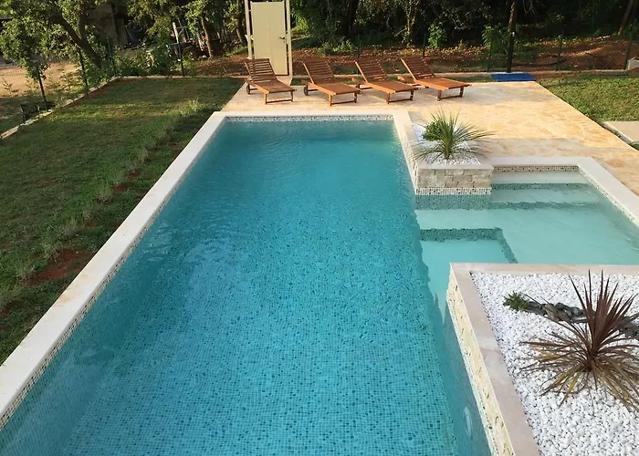 Semesterbostad Holiday Home Veneta Poreč