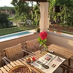 Ferienhaus Holiday Home Veneta Poreč